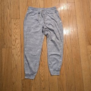 Vuori Women's Gray Camo Cropped Performance Jogger Pants Size S Minimalist